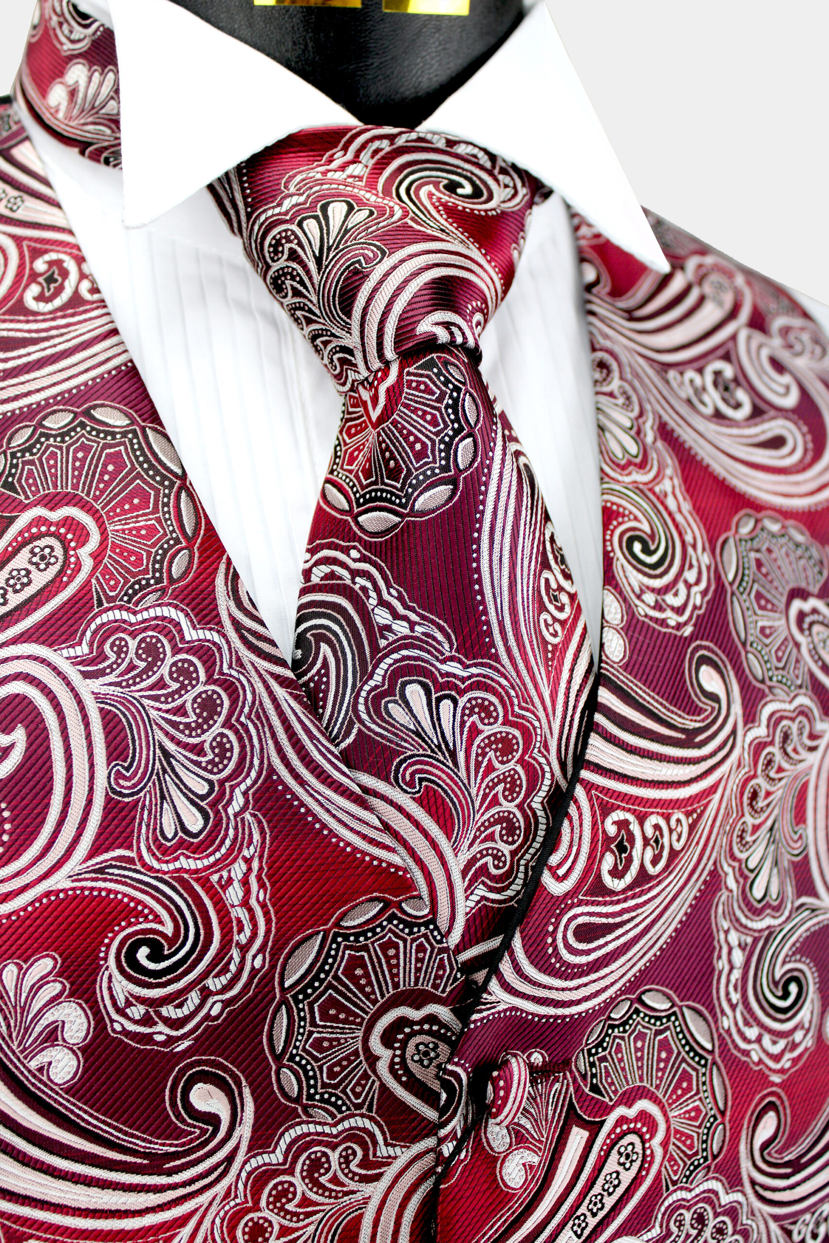 Burgundy-Paisley-Groomsmen-Tuxeddo-Wedding-Vest-Waistcoat-from-Gentlemansguru.com_