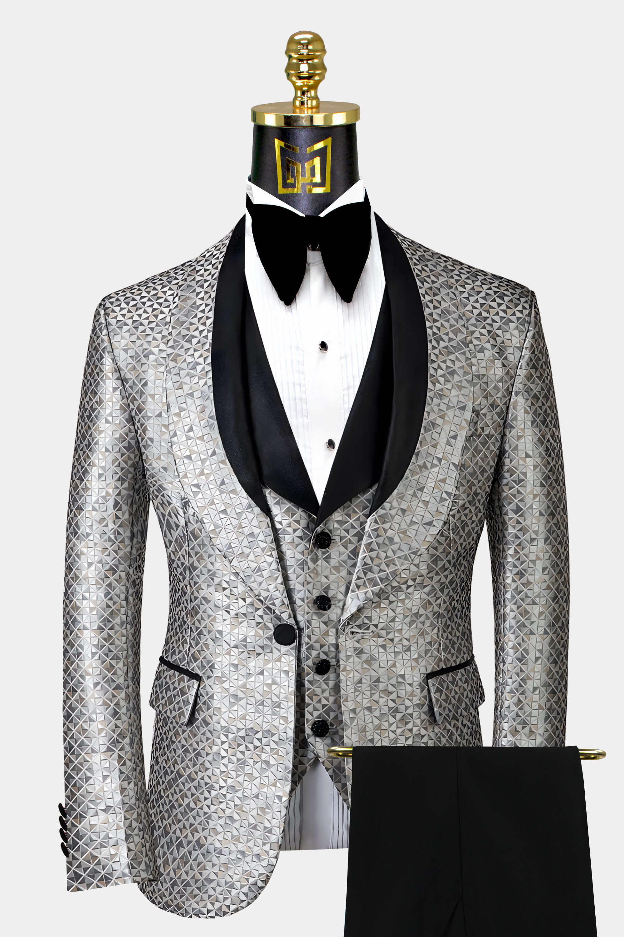 Silver-Grey-Tuxedo-Wedding-Groom-Suit-For-Men-from-Gentlemansguru.com