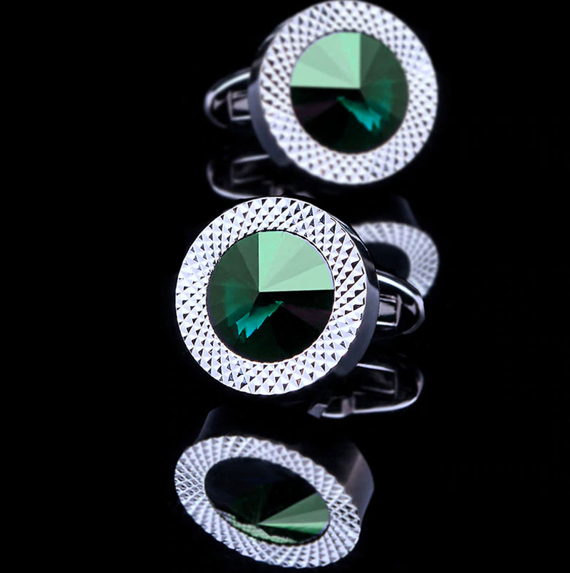 Round-emerald-Green-Crystal-Cufflinks-from-Gentlemansguru.com